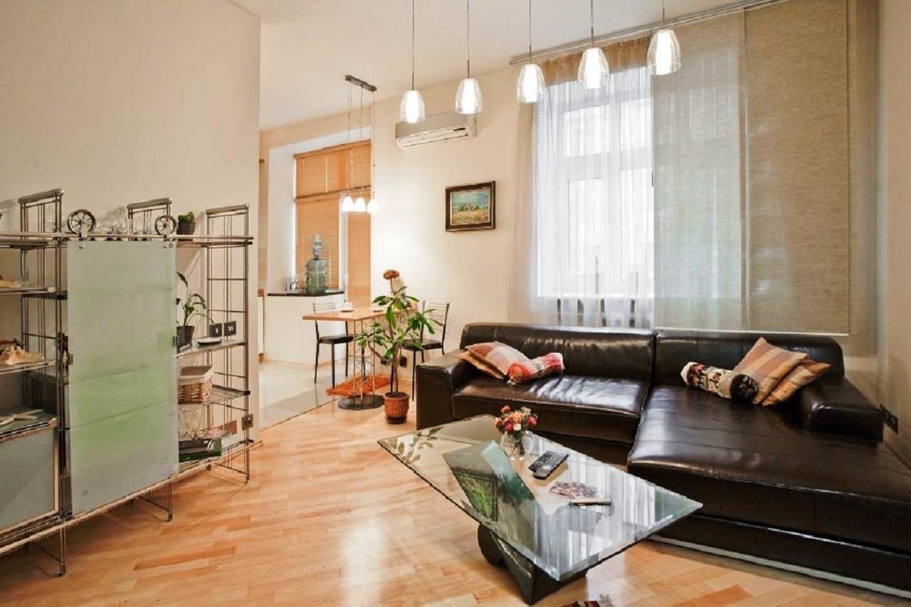 Apartment In The Historic Centre Internatsionalnaya 민스크 외부 사진